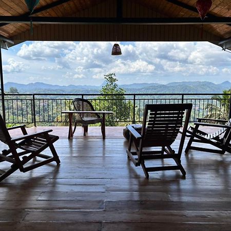 High View Homestay Kandy Buitenkant foto