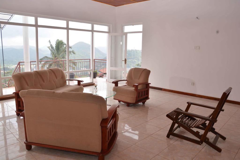 High View Homestay Kandy Buitenkant foto