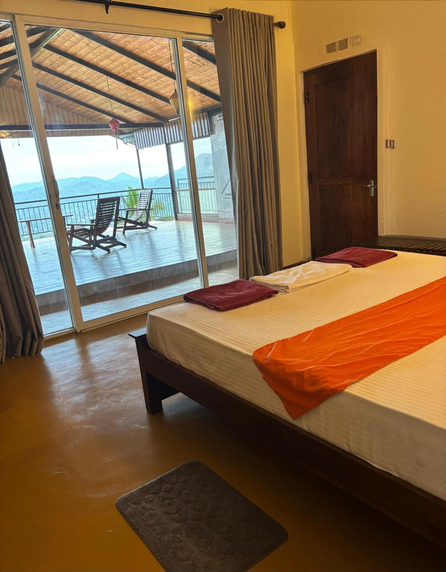 High View Homestay Kandy Buitenkant foto